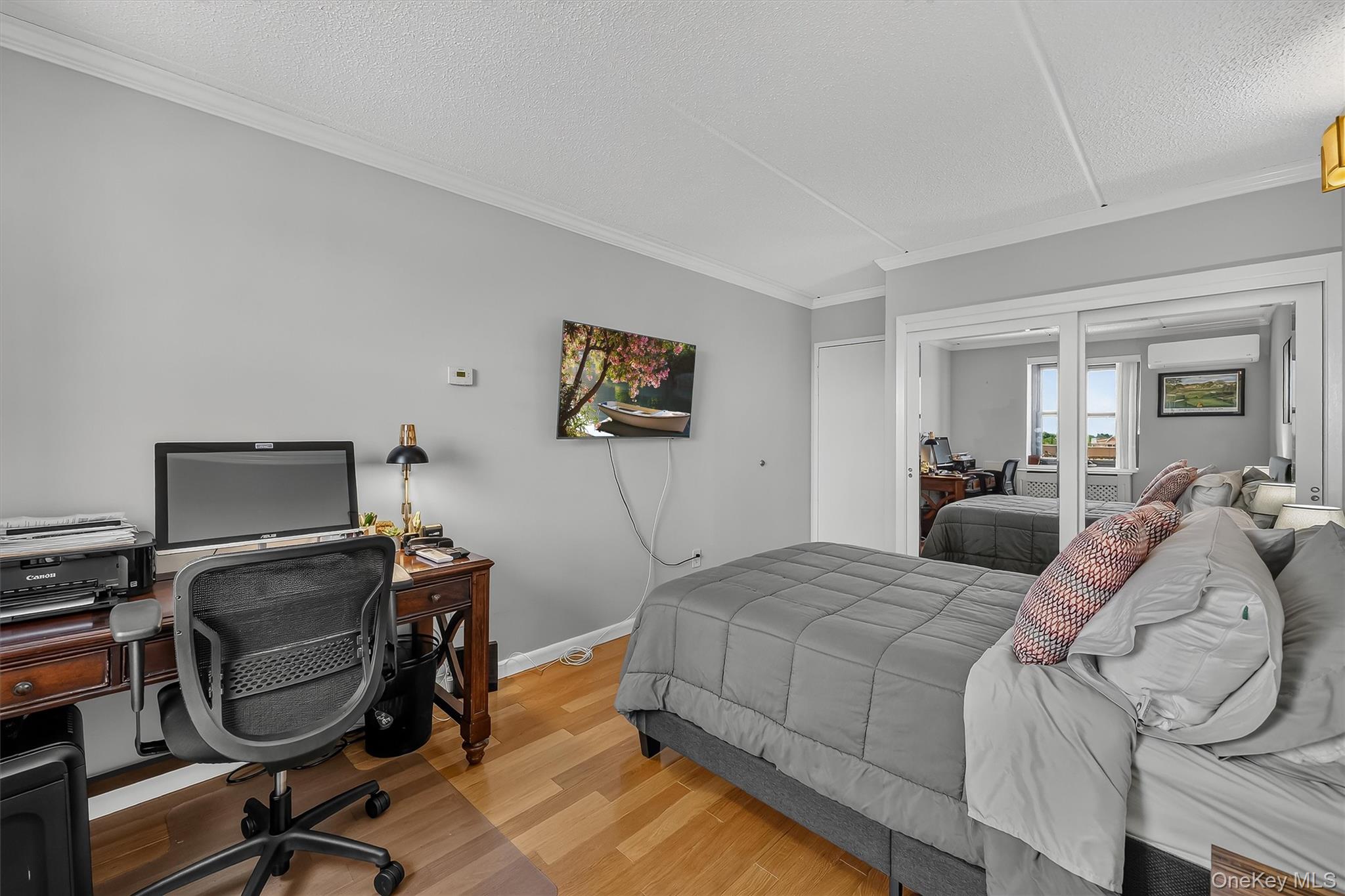 1376 Midland Avenue, Unit 801 photo 32