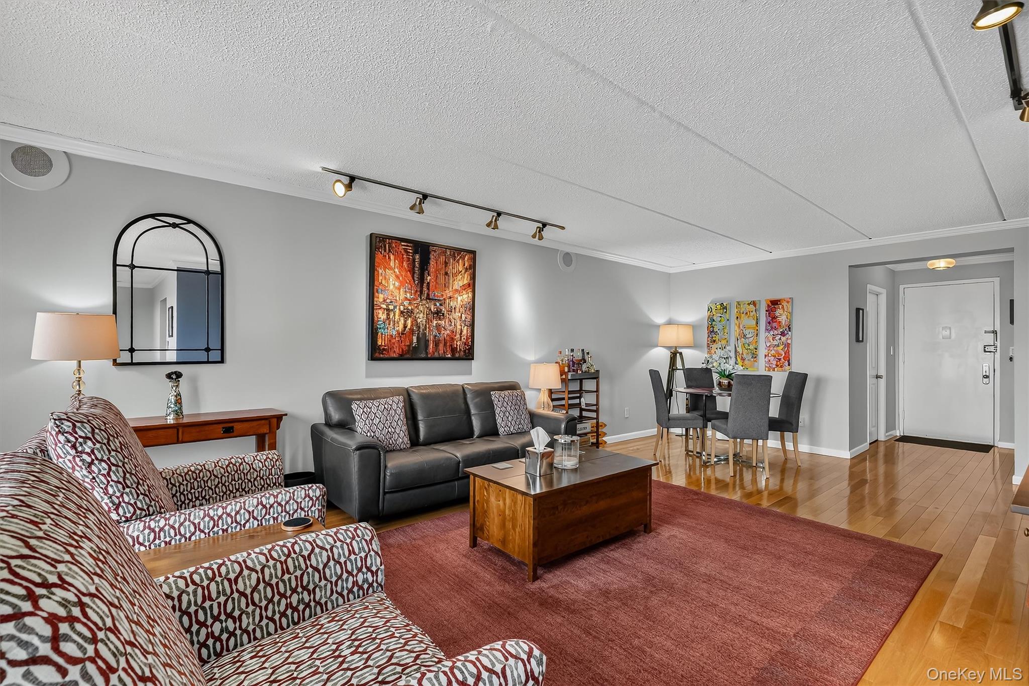 1376 Midland Avenue, Unit 801 photo 9