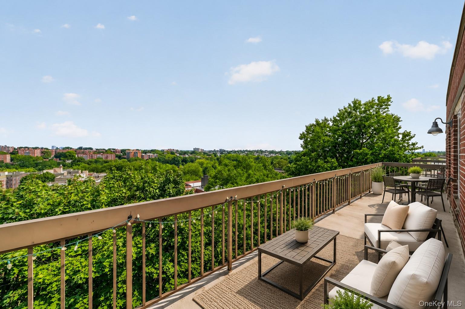 1376 Midland Avenue, Unit 801 photo 13