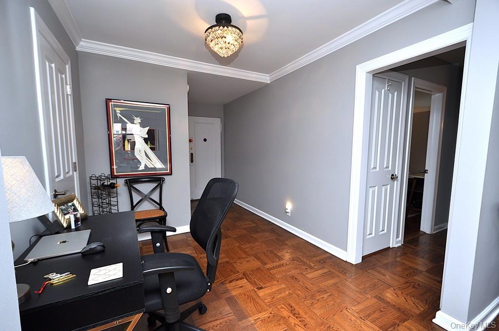 235 Garth Road, Unit E2E photo 49