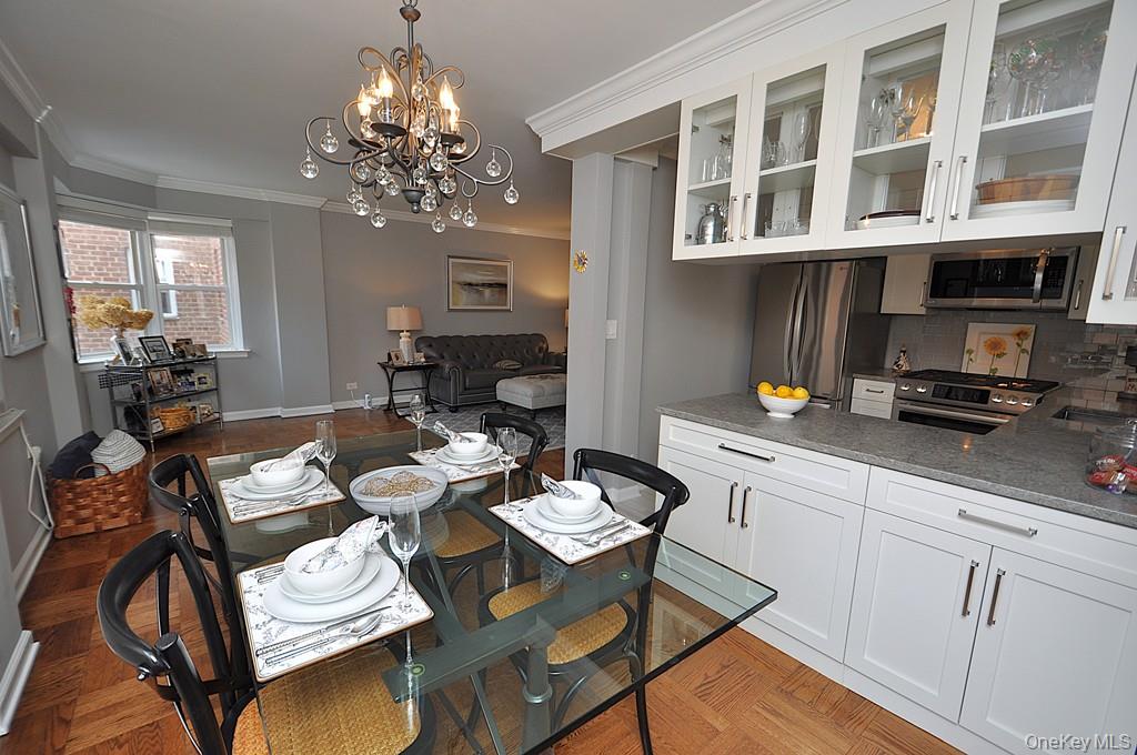 235 Garth Road, Unit E2E photo 18