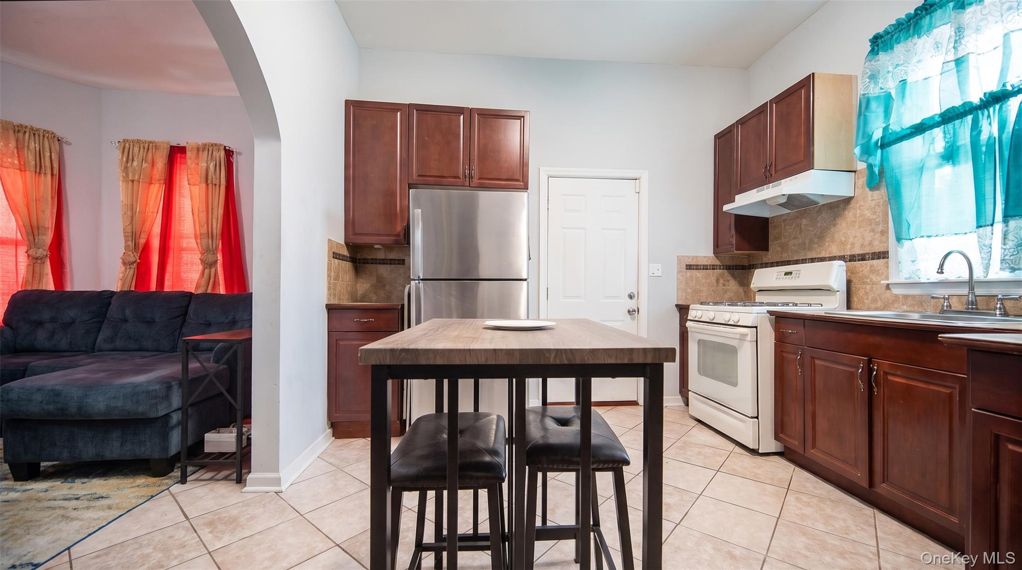 120 S 11th Avenue – For Sale photo 6