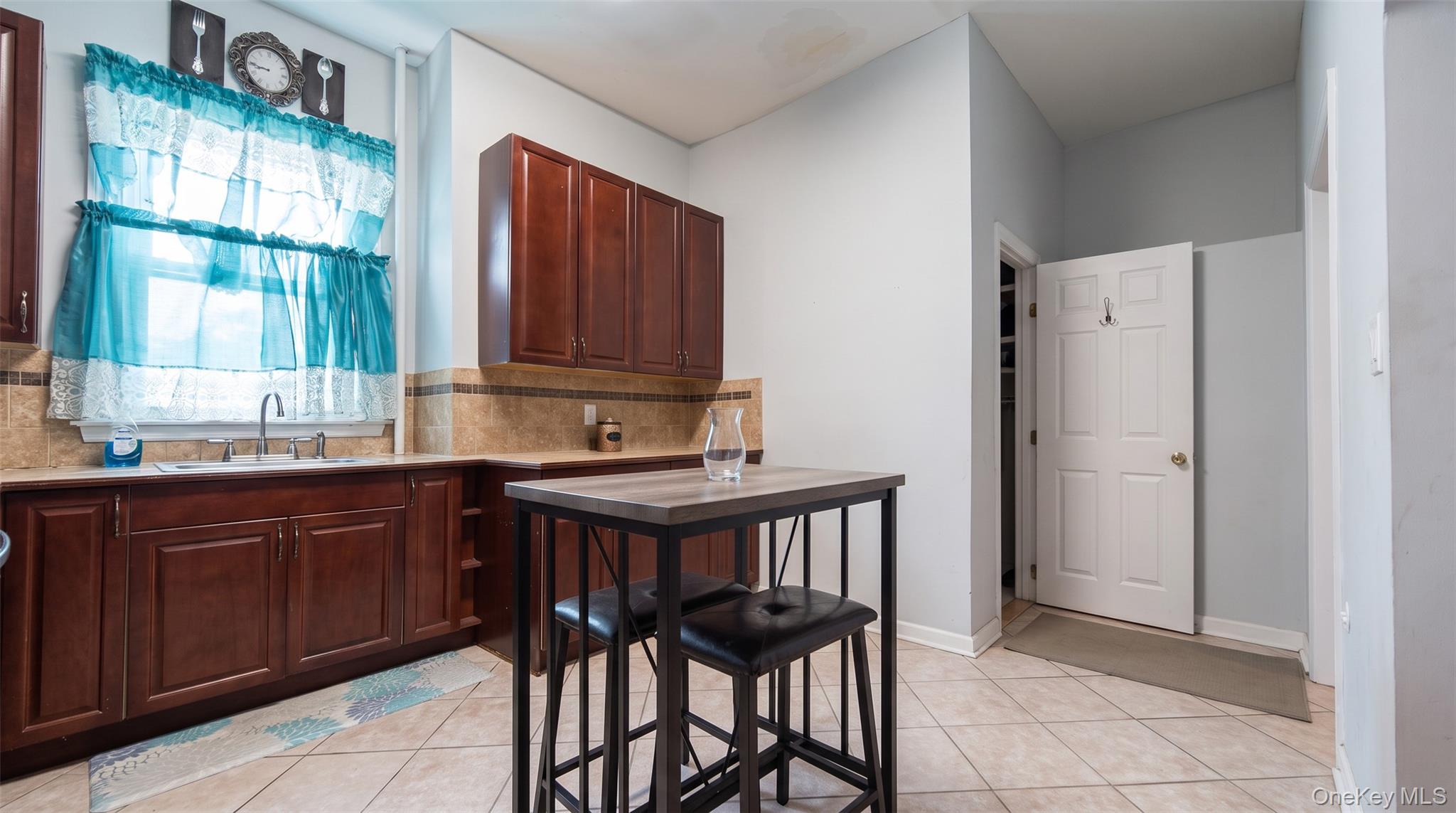 120 S 11th Avenue – For Sale photo 4