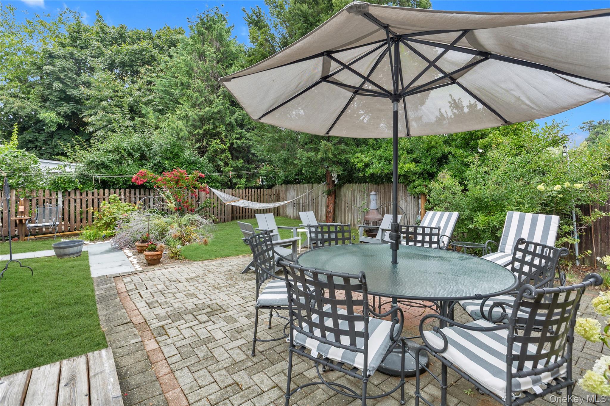 10 Mineola Court – For Sale photo 13