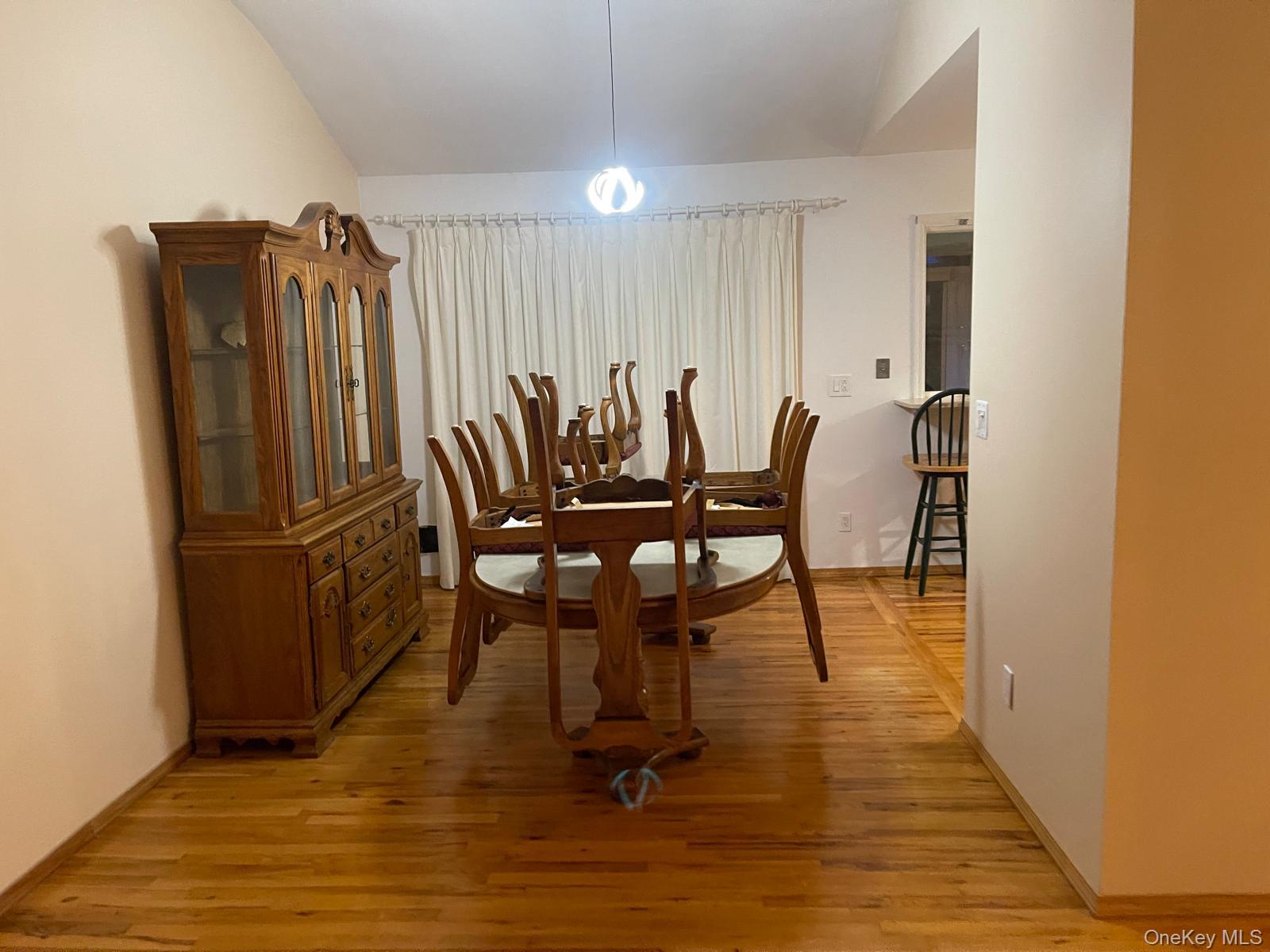 18 Greenwich Road – For Rent photo 7