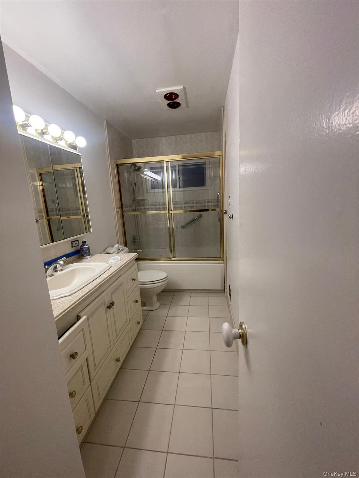 18 Greenwich Road – For Rent photo 9