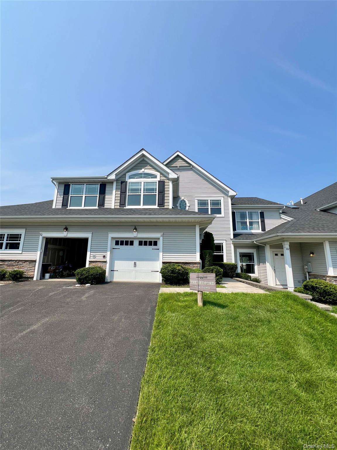 11 Willow Terrace, Unit 11 photo 2
