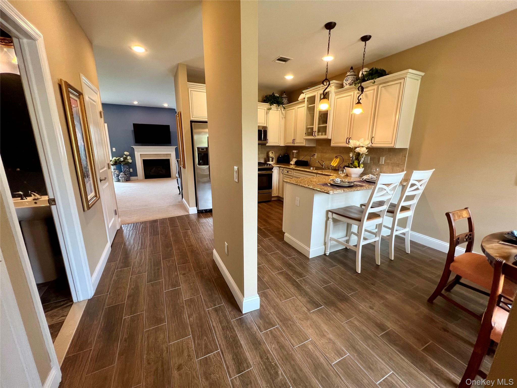 11 Willow Terrace, Unit 11 photo 11