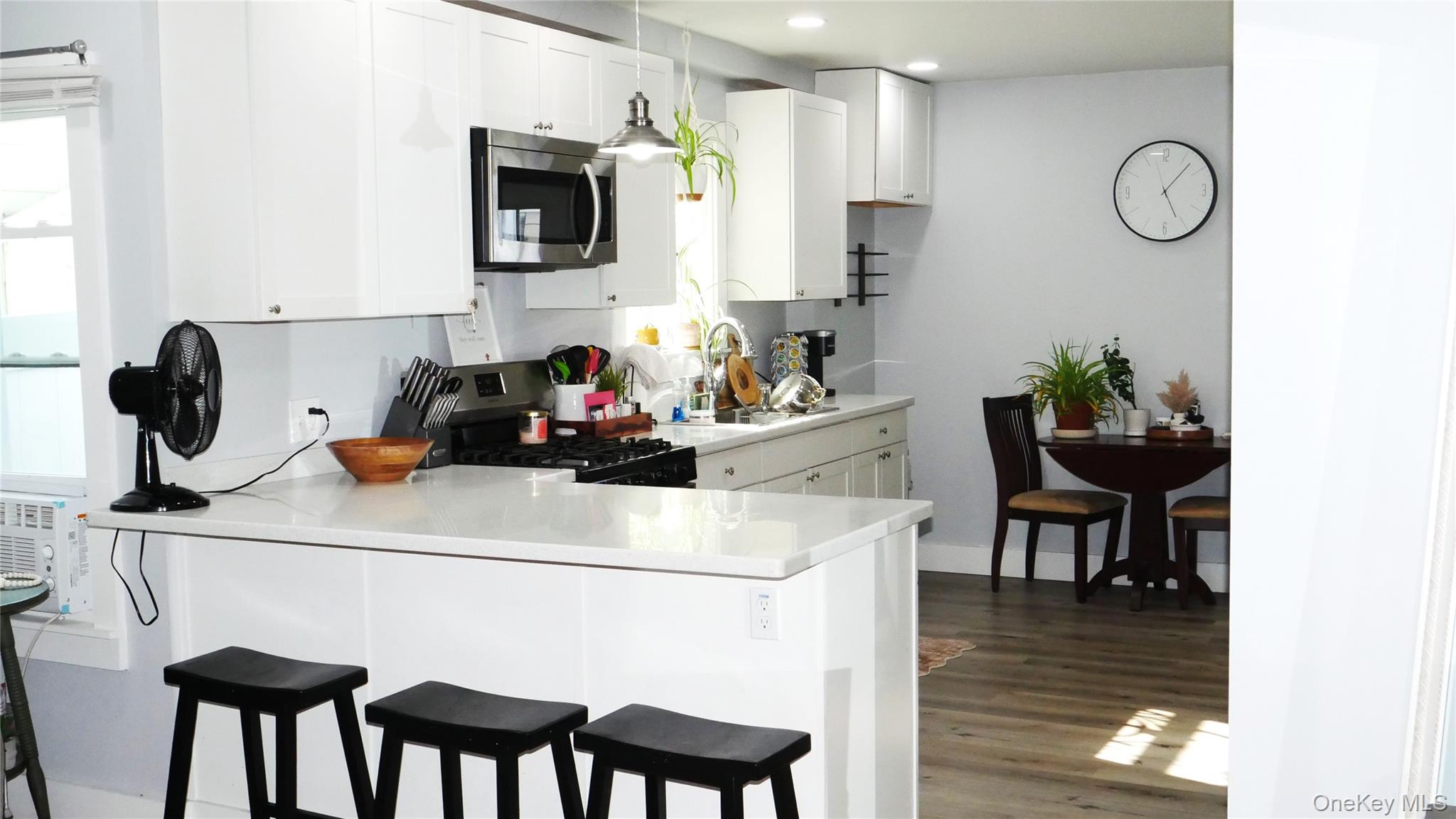 42 Taylor Avenue – For Rent photo 8