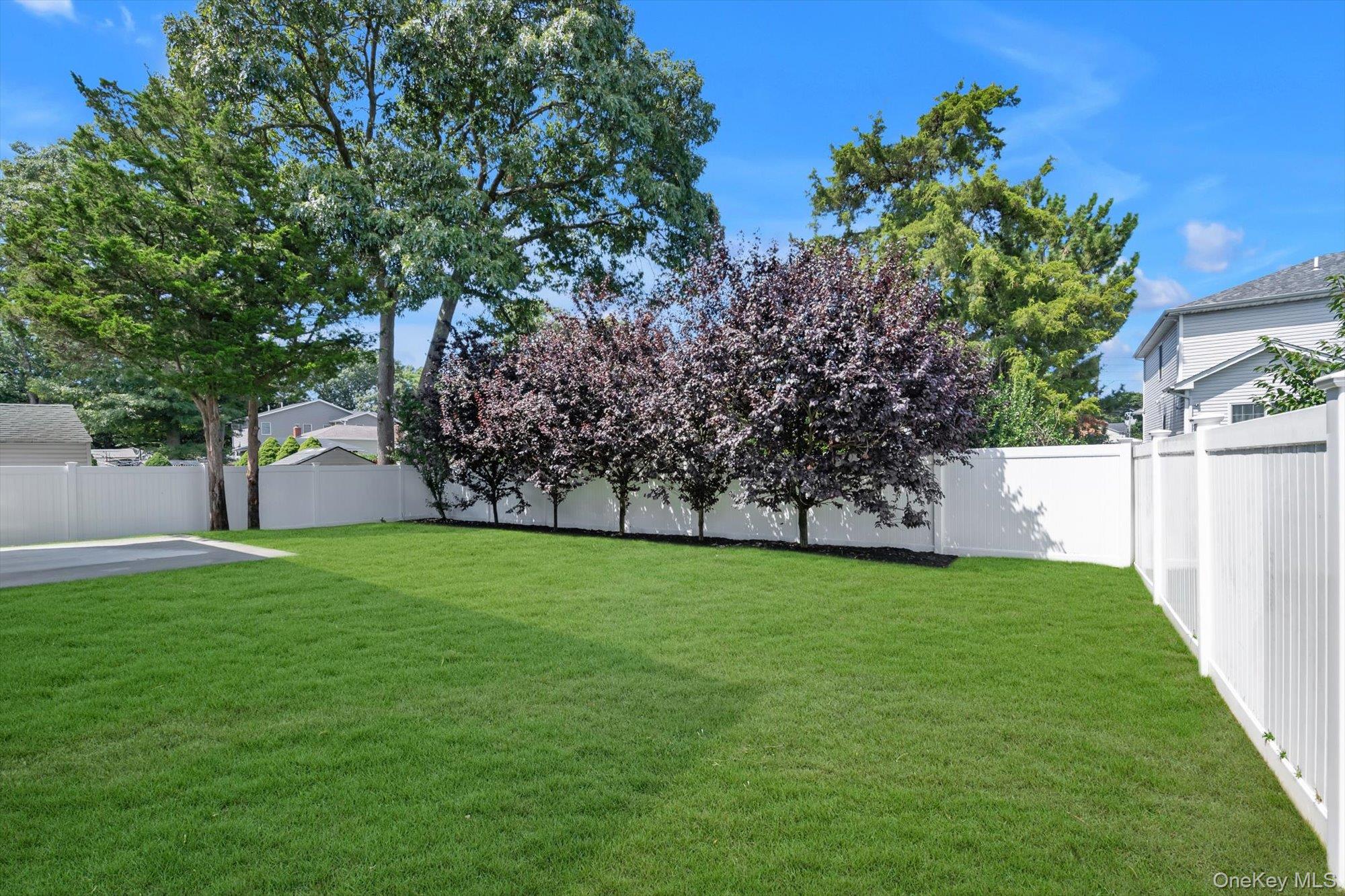 2351 Amherst Street – For Sale photo 25