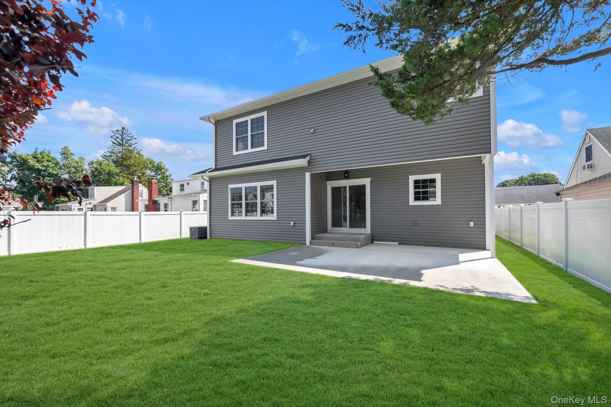 2351 Amherst Street – For Sale photo 23