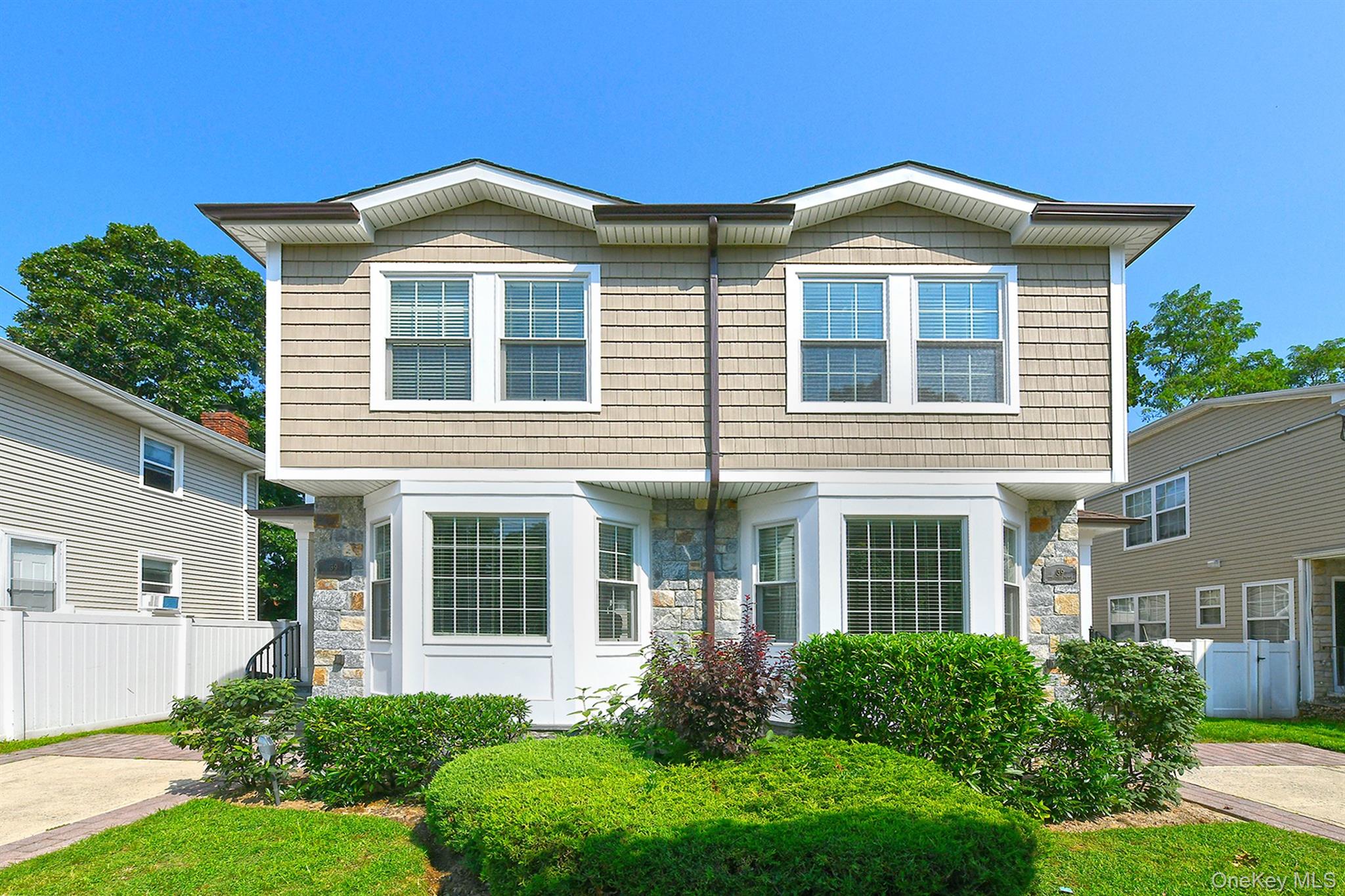 39 Nesaquake Avenue, Unit A