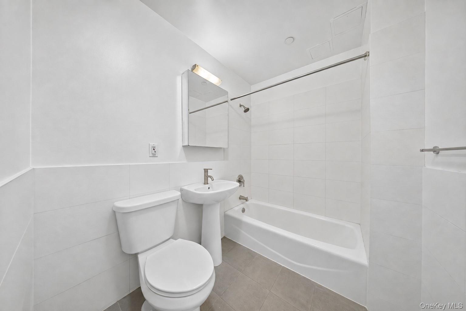 71-28 163rd Street, Unit 2A photo 11