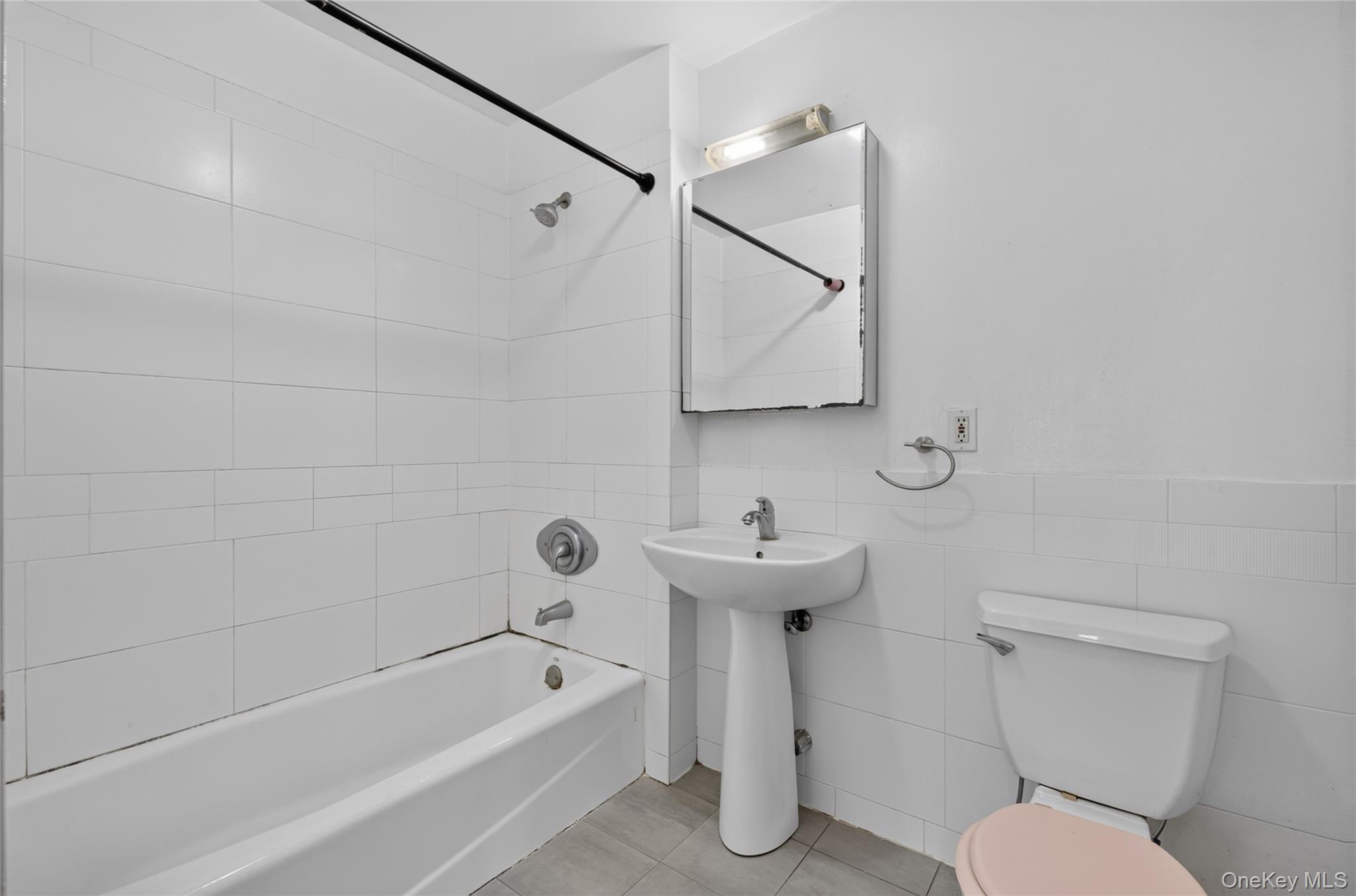 71-28 163rd Street, Unit 2A photo 10