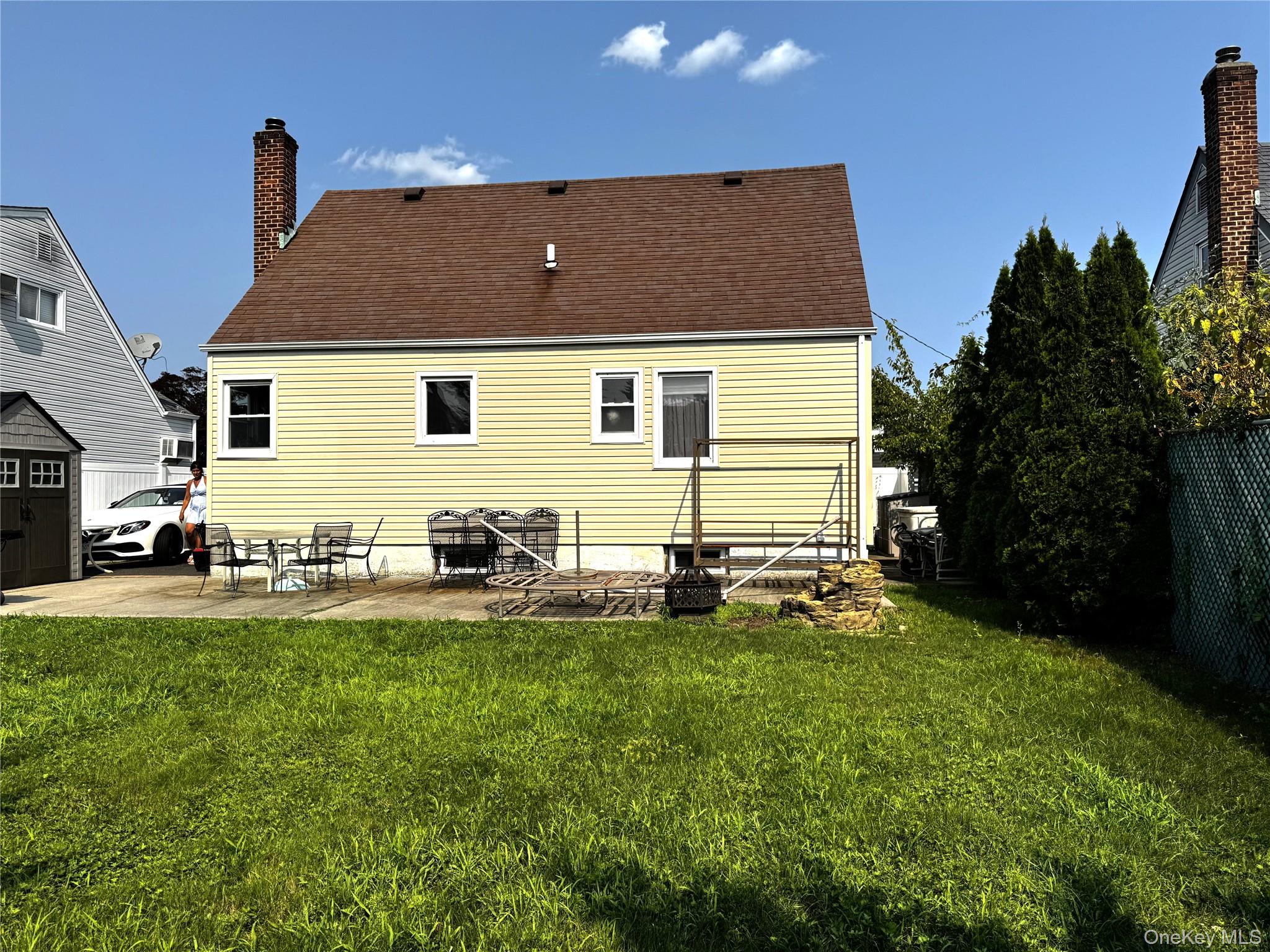 2312 Maple Street – For Sale photo 20
