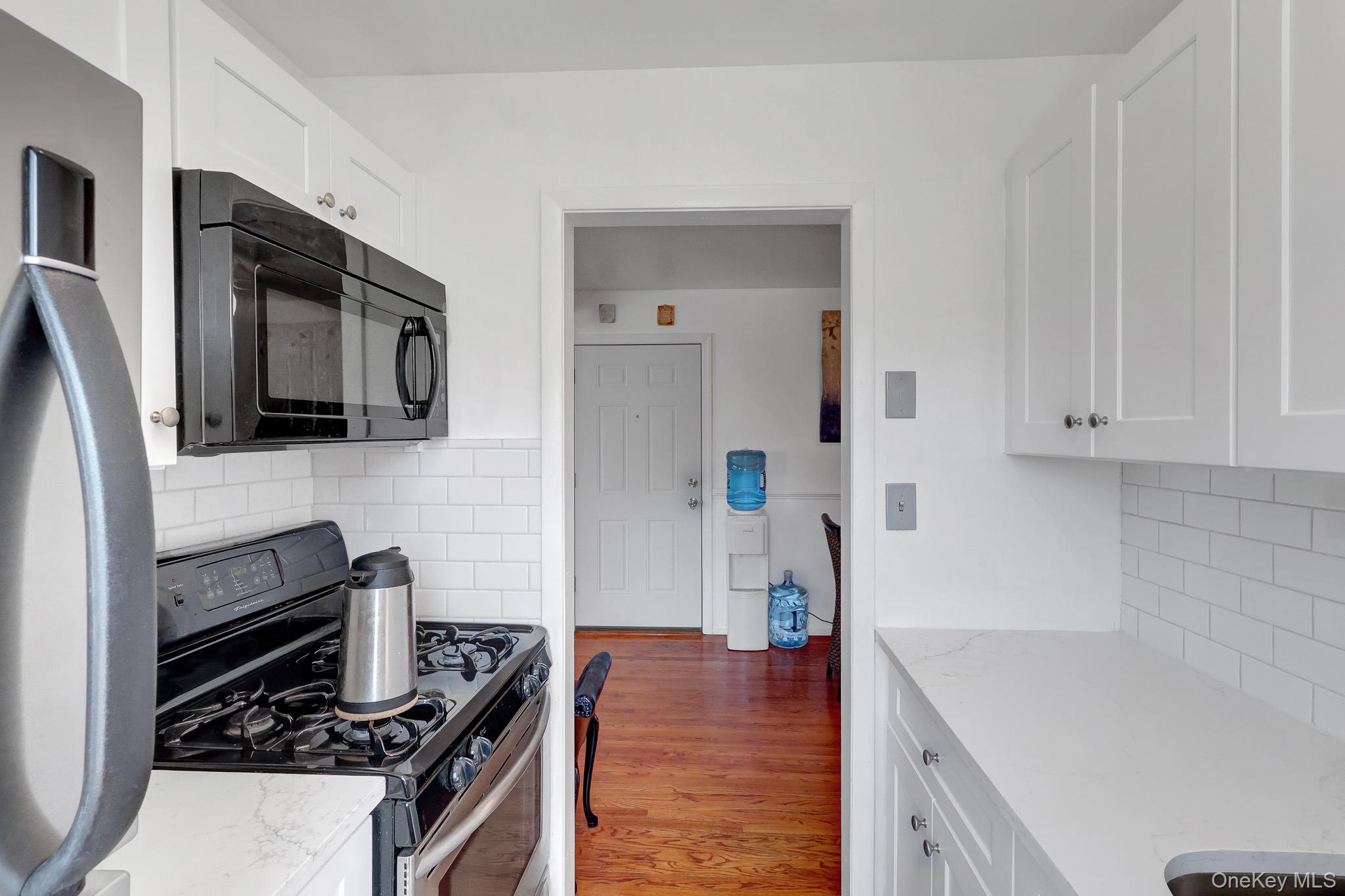 86 Cardinal Lane, Unit 2B photo 14