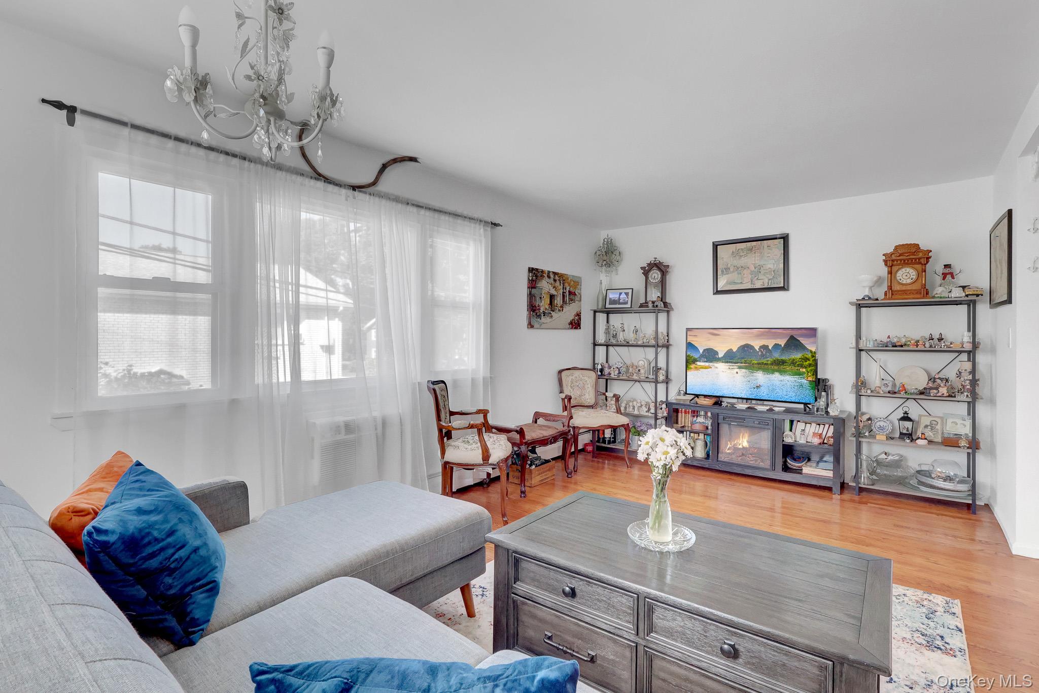 86 Cardinal Lane, Unit 2B photo 11