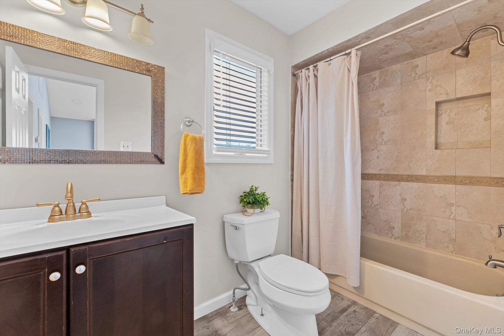 3290 Parkway Drive – For Sale photo 20