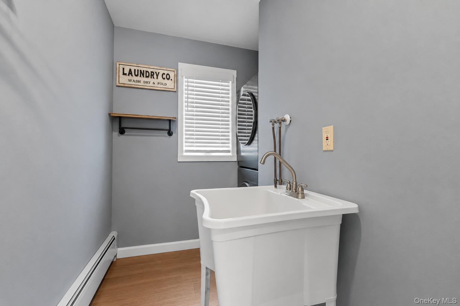 3290 Parkway Drive – For Sale photo 7