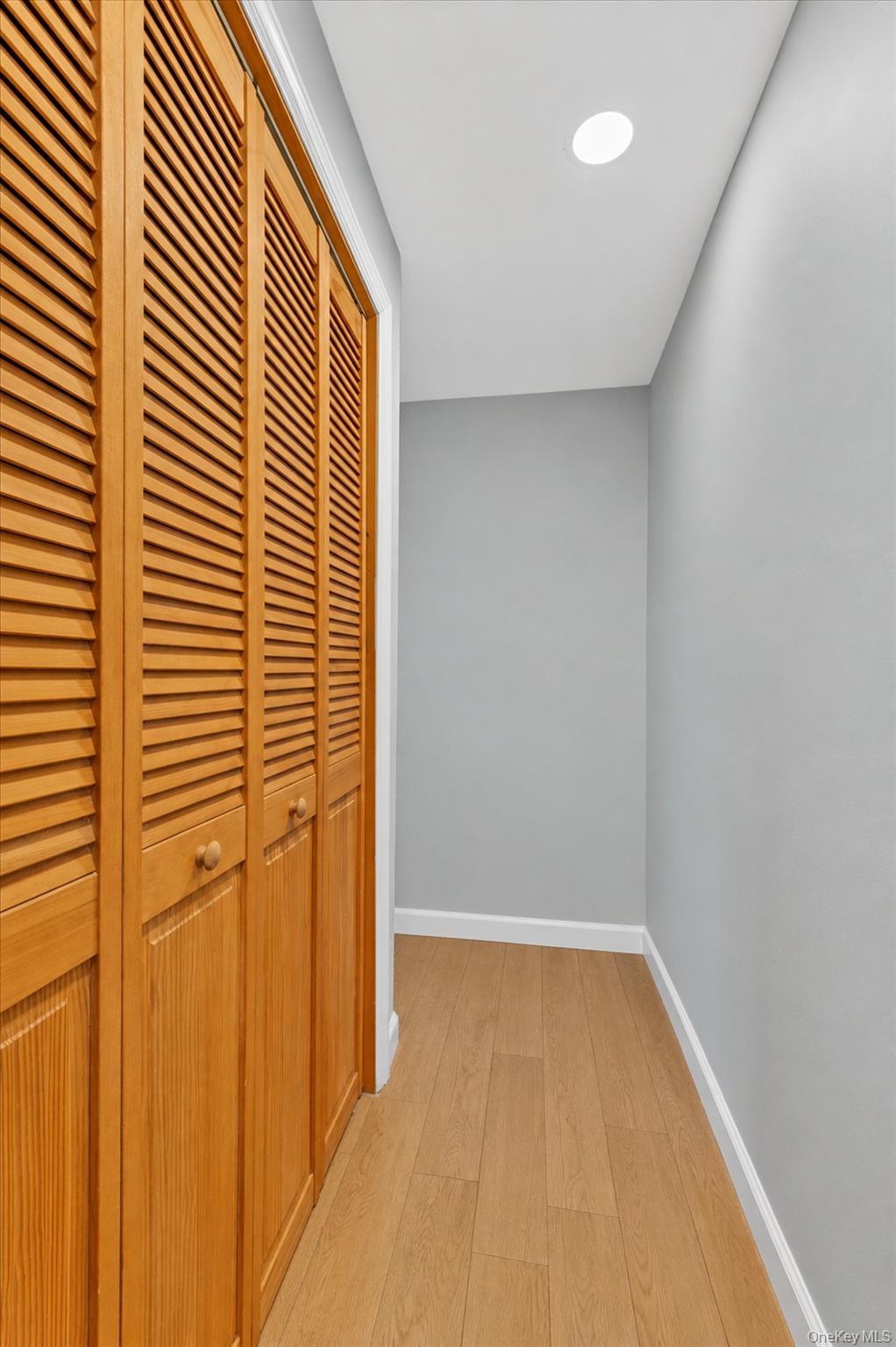 3290 Parkway Drive – For Sale photo 8