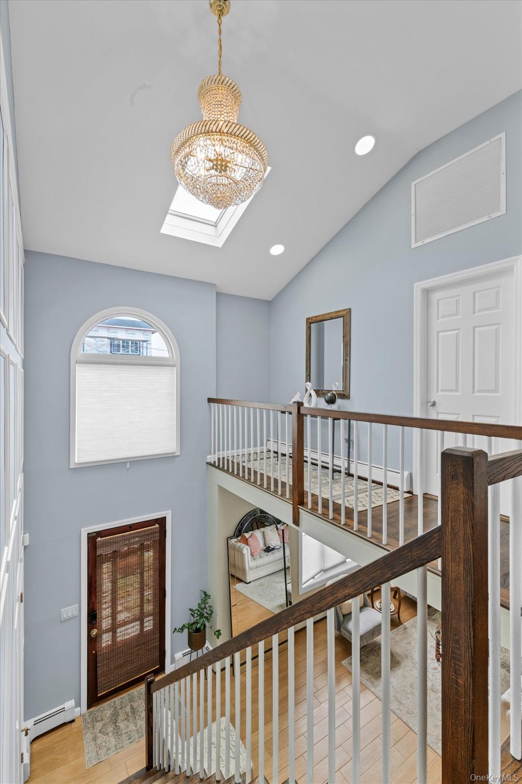 3290 Parkway Drive – For Sale photo 2