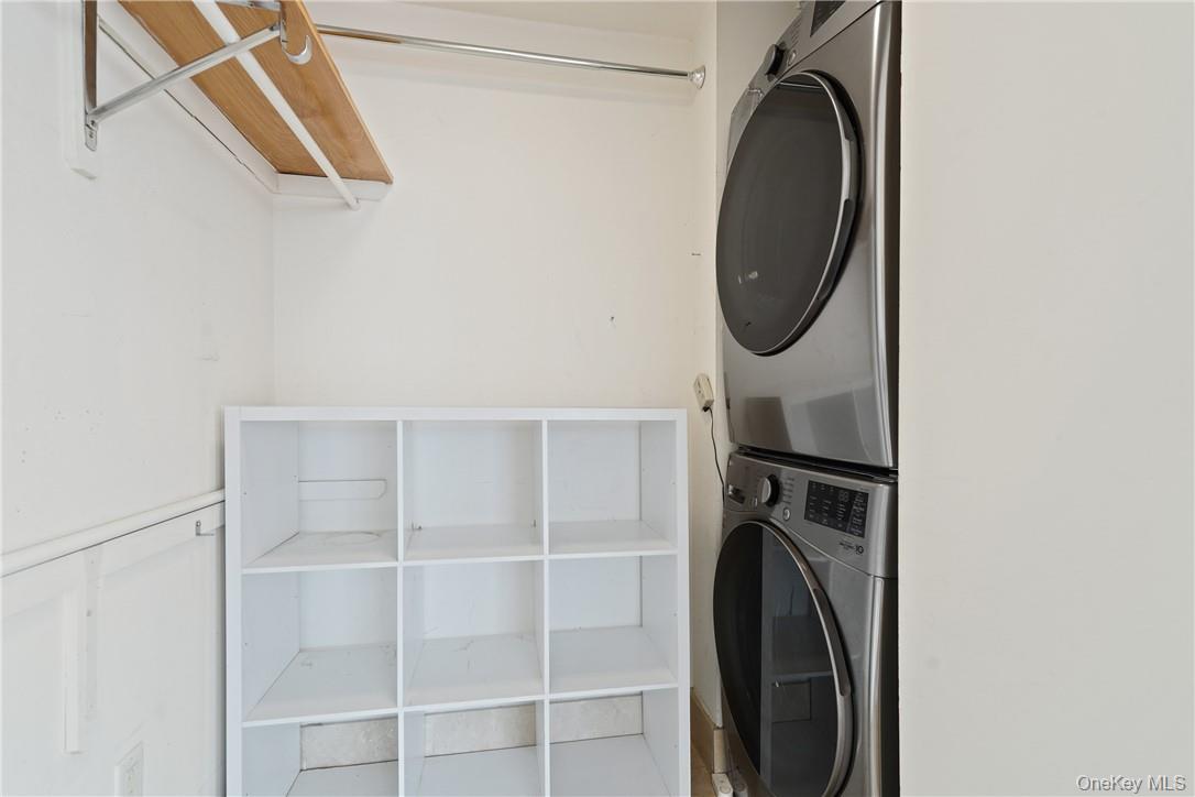 1 Renaissance Square, Unit 21E photo 7