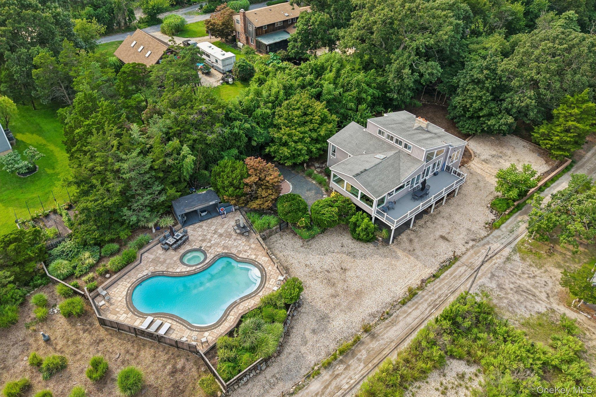 588 E. Long Beach Road – For Sale photo 39