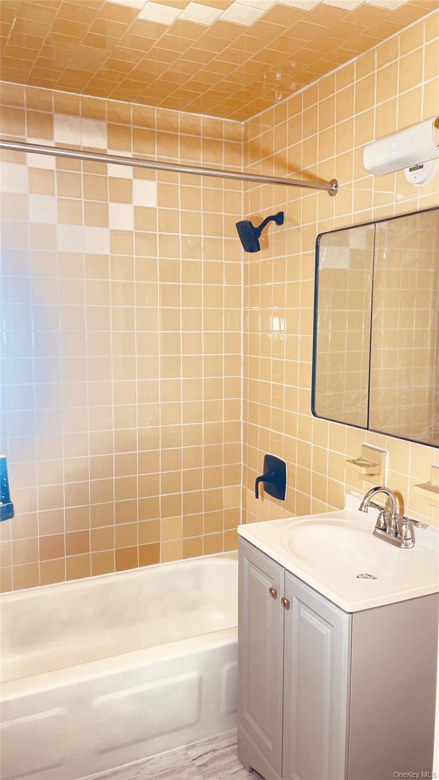 3435 Ely Avenue, Unit 2 photo 9