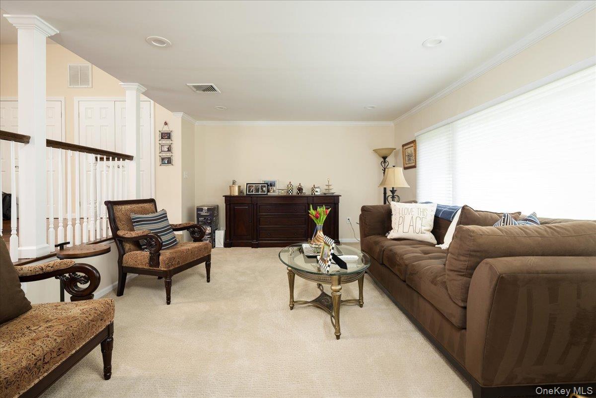19 Jerold Street – For Sale photo 4