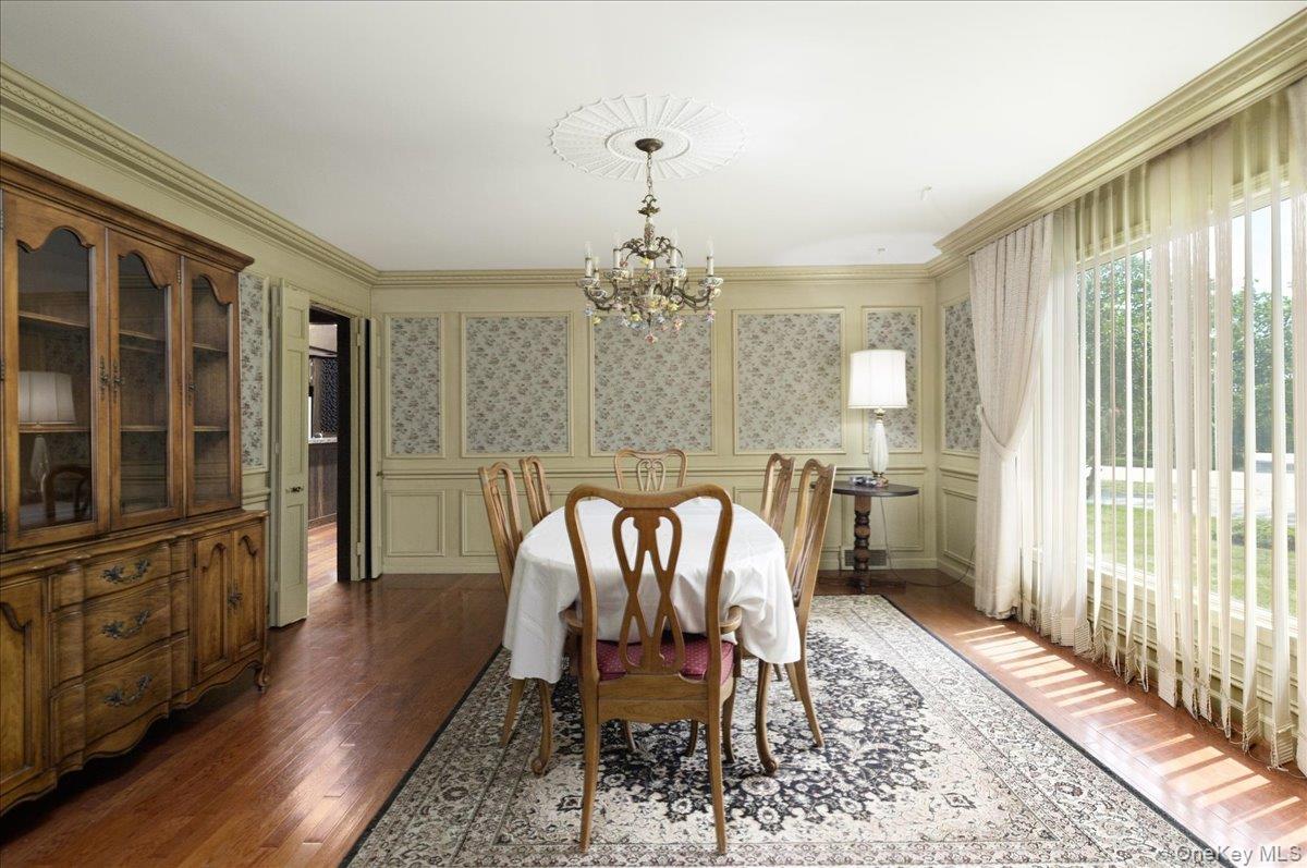 3 The Moor – For Sale photo 8