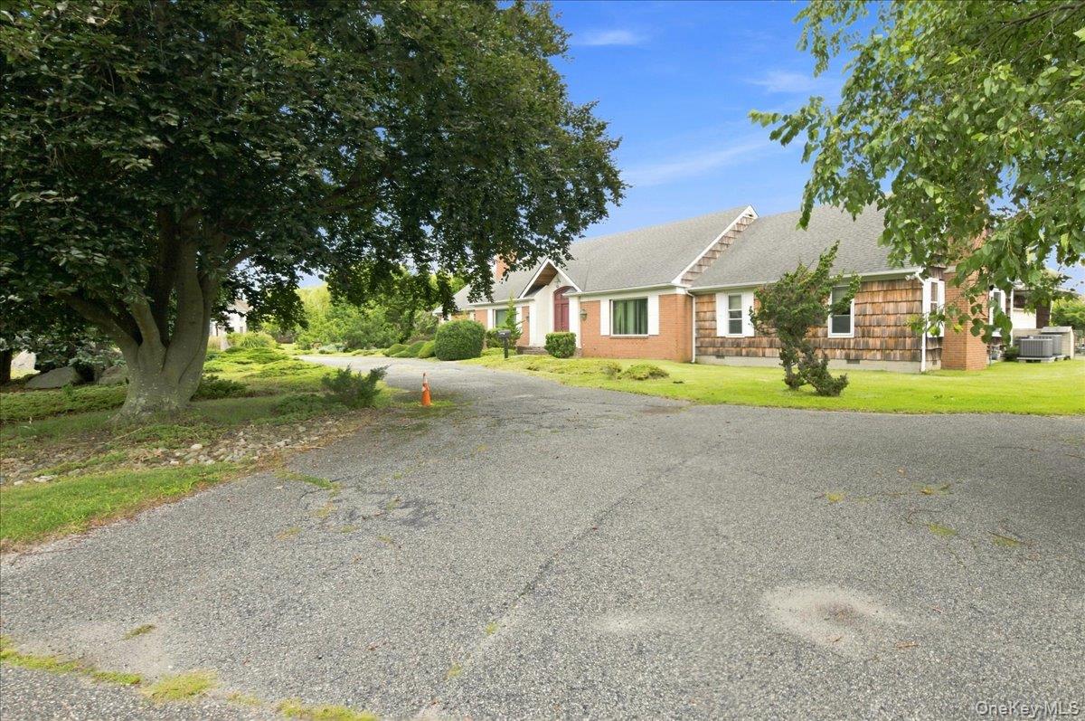 3 The Moor – For Sale photo 5
