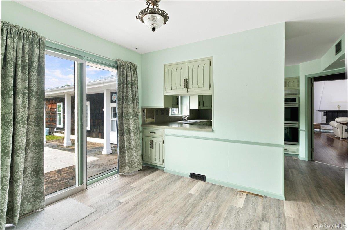 3 The Moor – For Sale photo 19