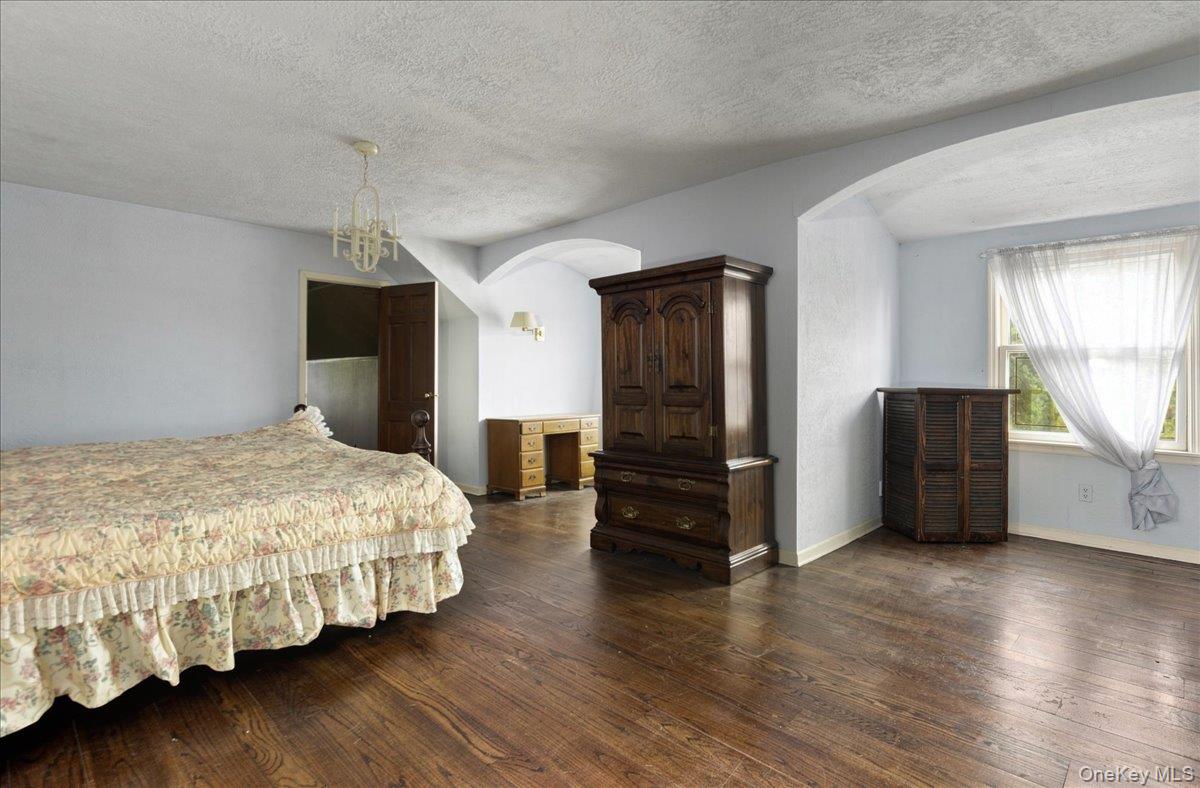 3 The Moor – For Sale photo 35