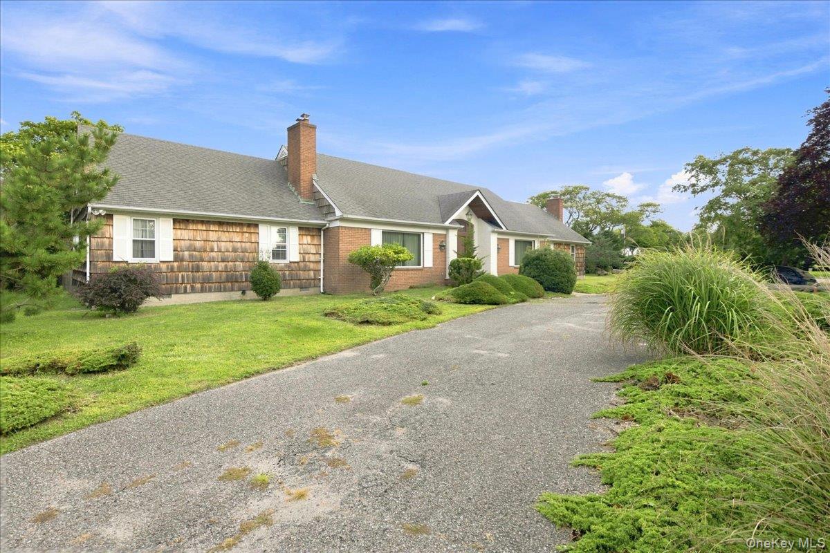 3 The Moor – For Sale photo 2