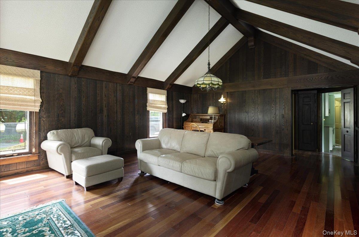 3 The Moor – For Sale photo 12