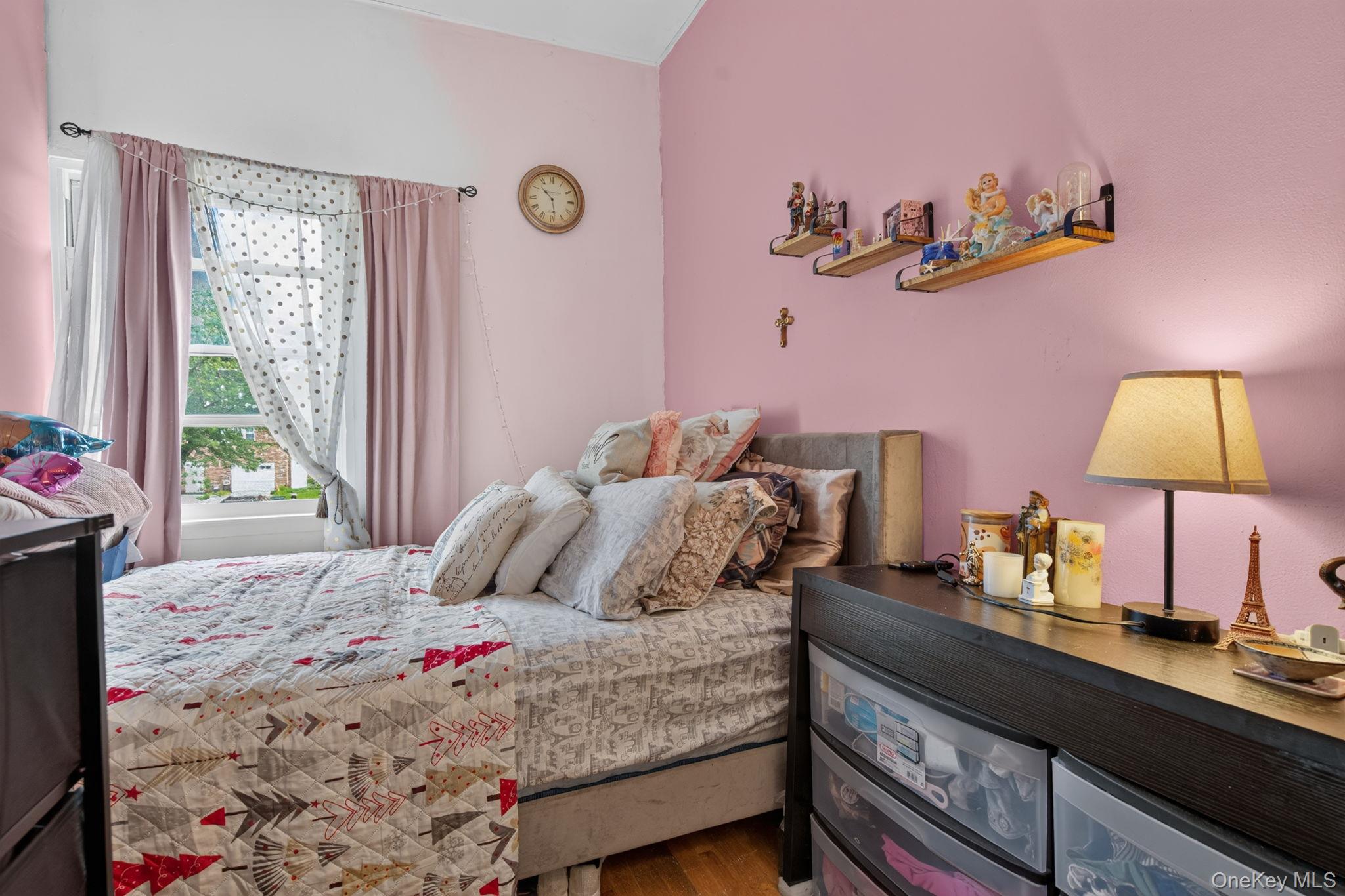 50 Hampton Court – For Sale photo 12