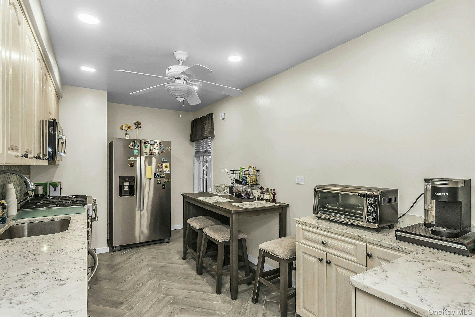 23-55 Bell Boulevard, Unit 1H photo 8
