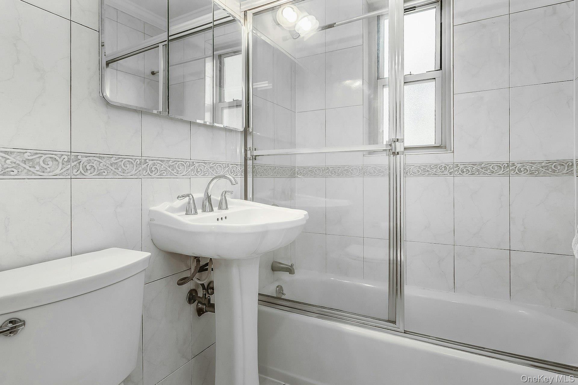 23-55 Bell Boulevard, Unit 1H photo 17
