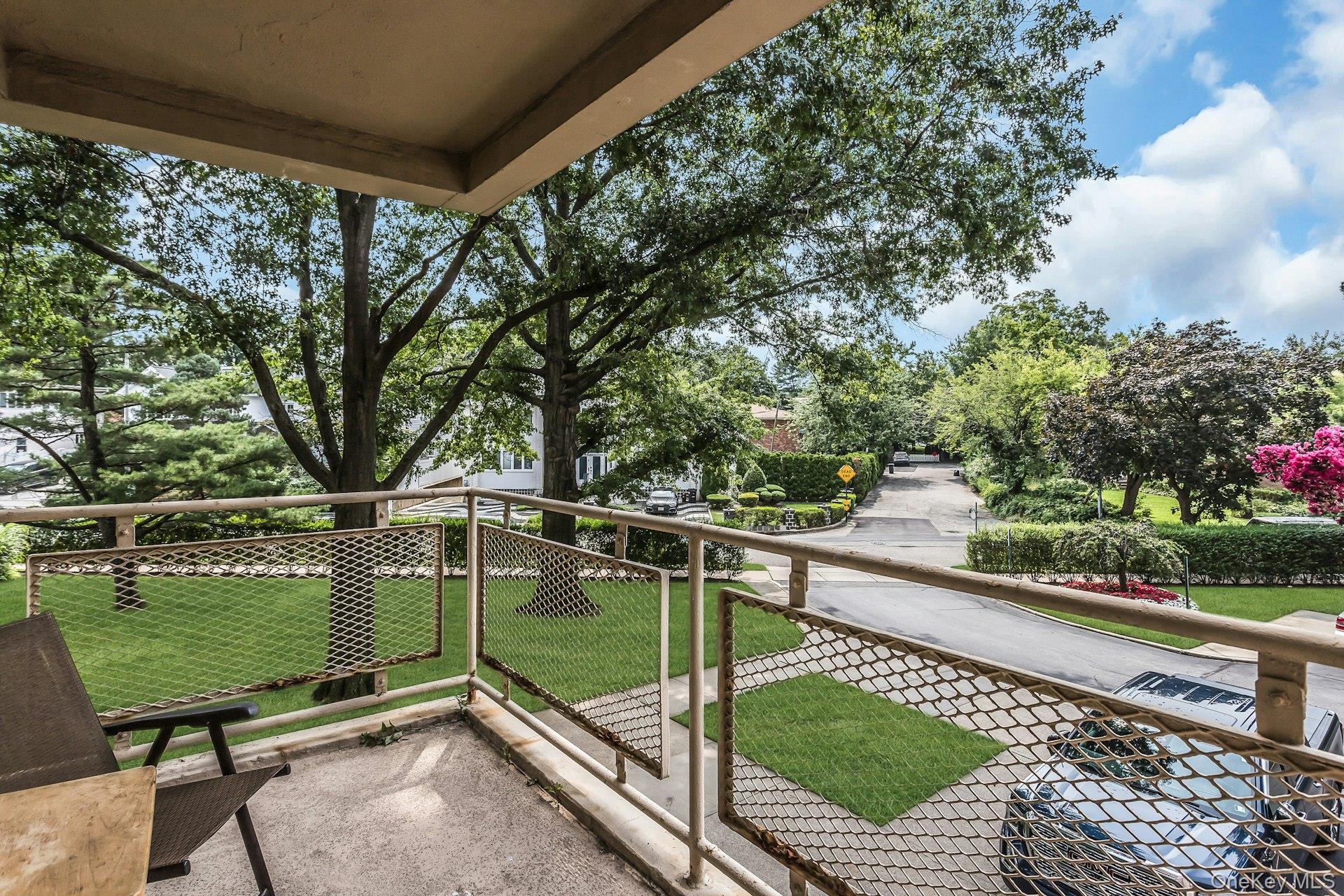 23-55 Bell Boulevard, Unit 1H photo 18
