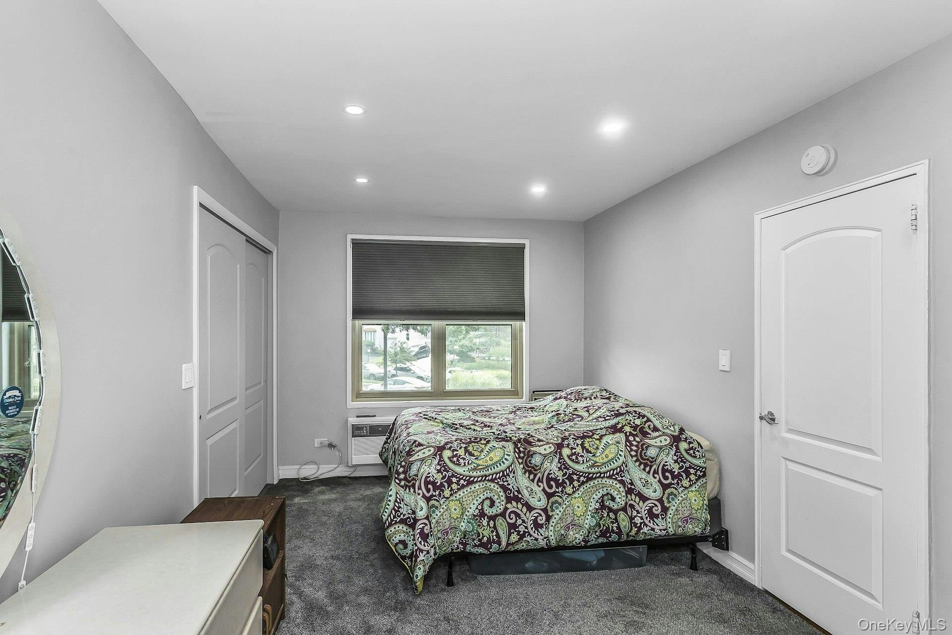 23-55 Bell Boulevard, Unit 1H photo 13