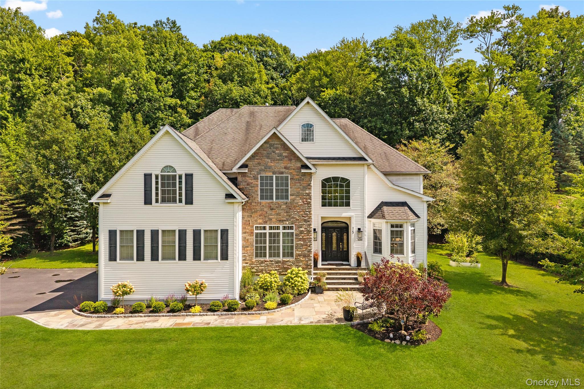 15 W Barrett Hill Road – For Rent