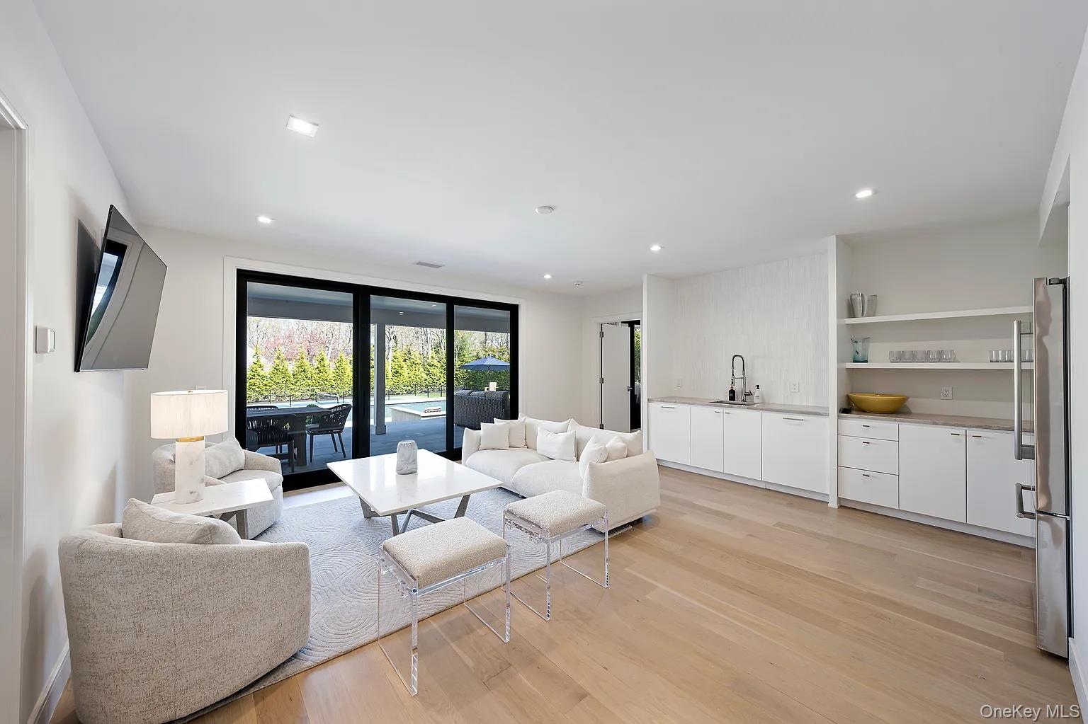 130 Highview Drive – For Rent photo 14