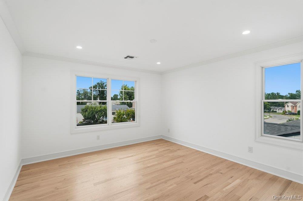 93 Morton Boulevard – For Sale photo 25