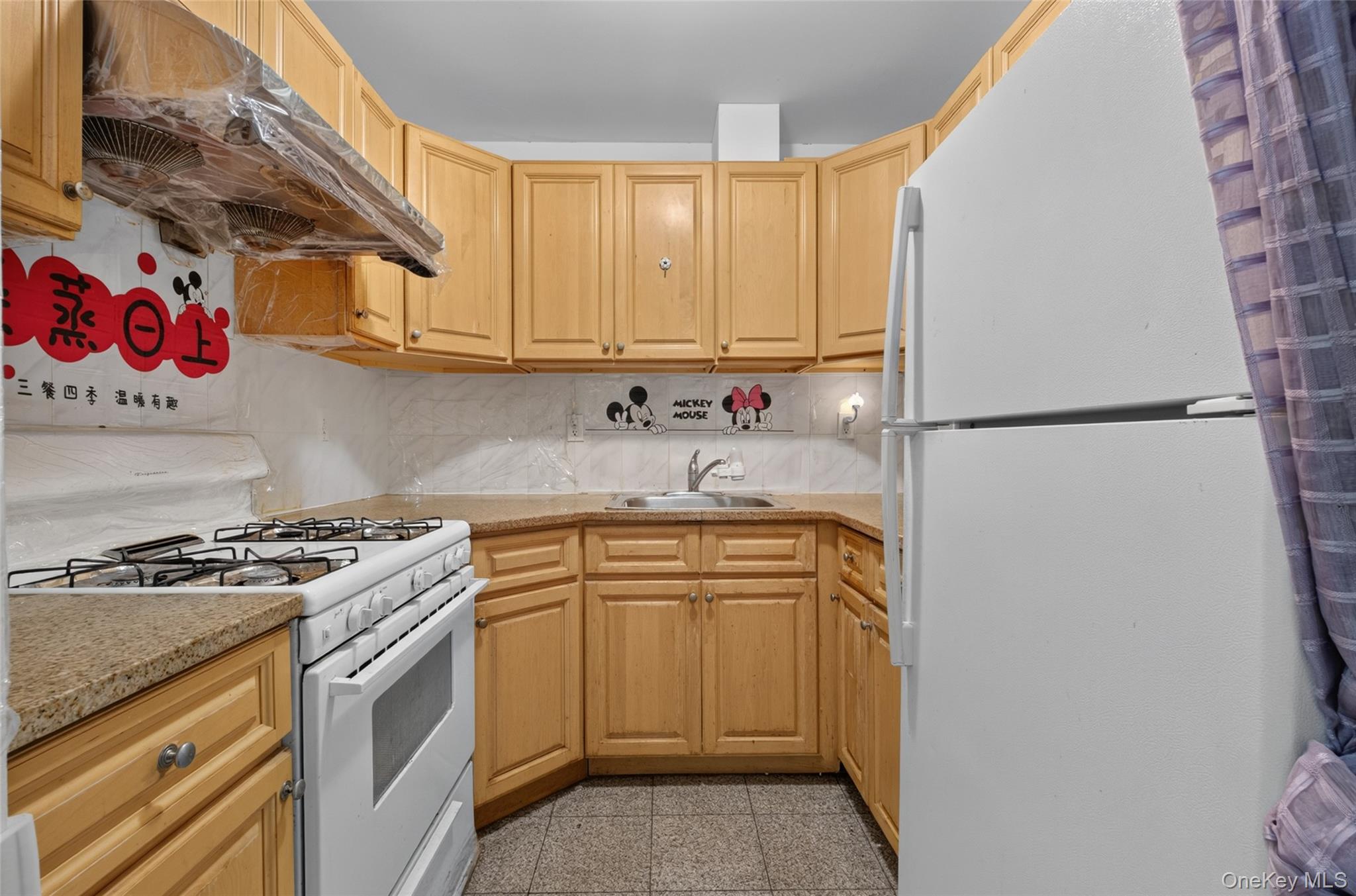 138-10 35th Avenue, Unit 5 photo 4