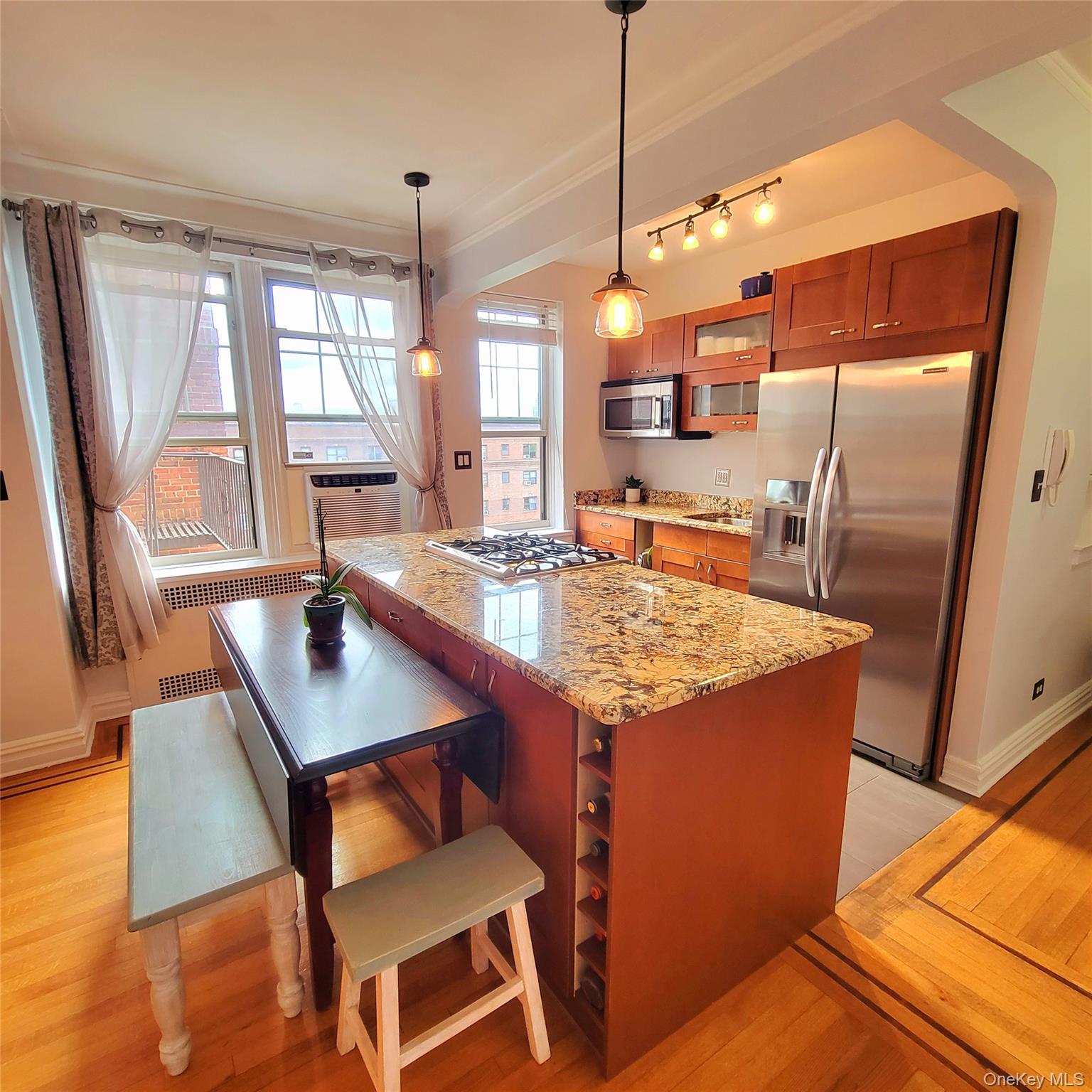 68-37 108th Street, Unit 6H photo 2