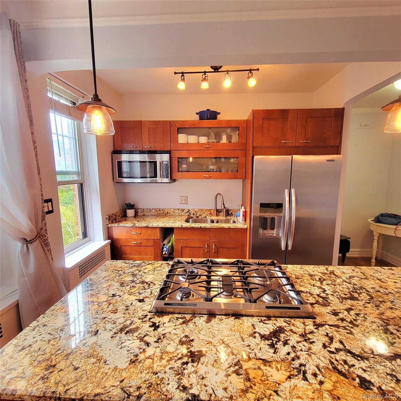 68-37 108th Street, Unit 6H photo 3