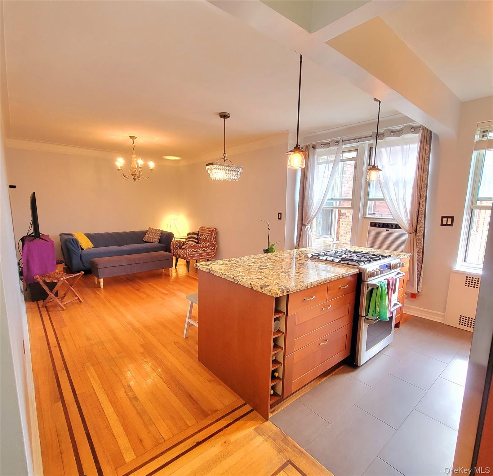 68-37 108th Street, Unit 6H photo 4