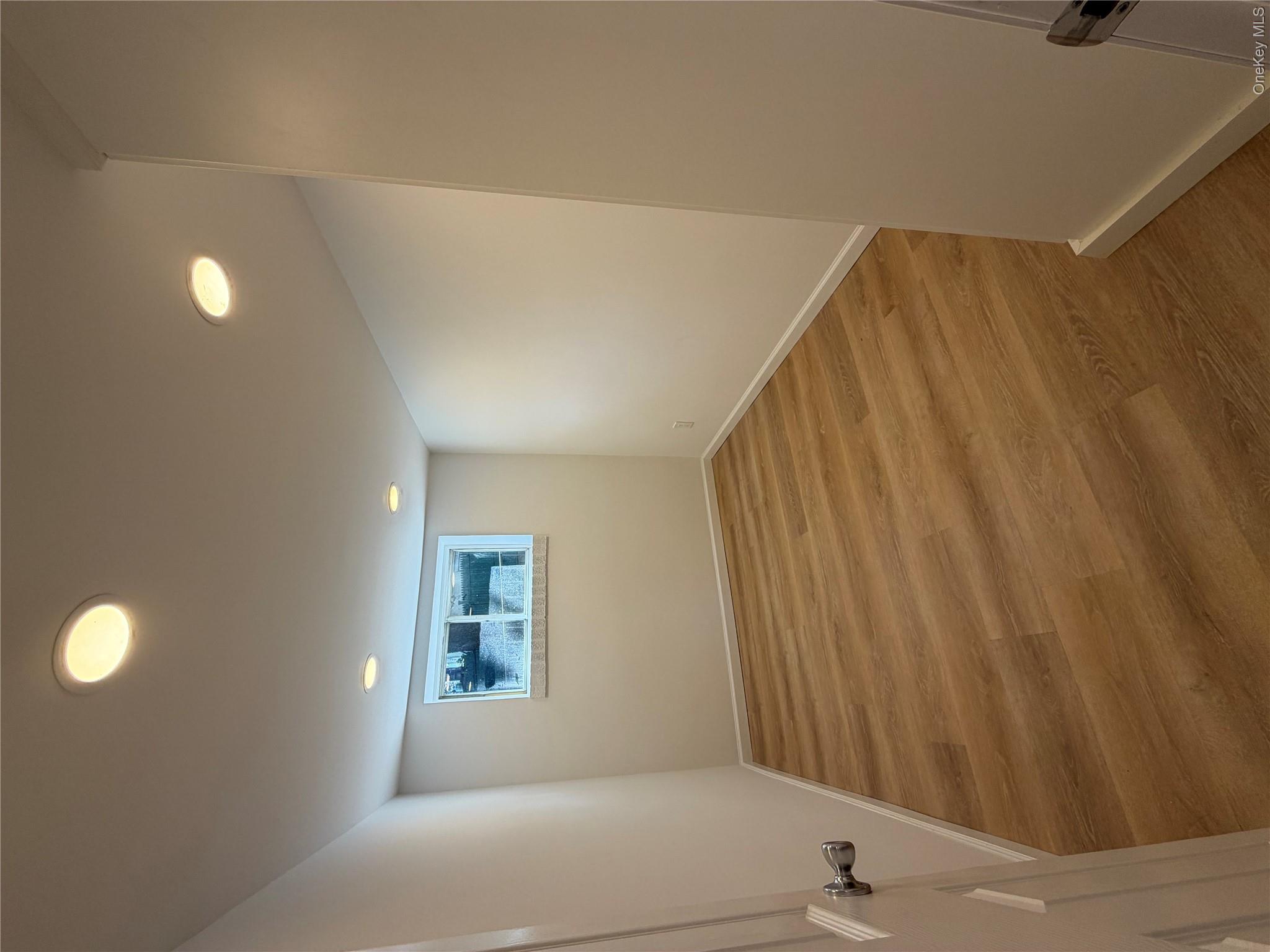 23 Mansion Avenue, Unit 1 photo 12