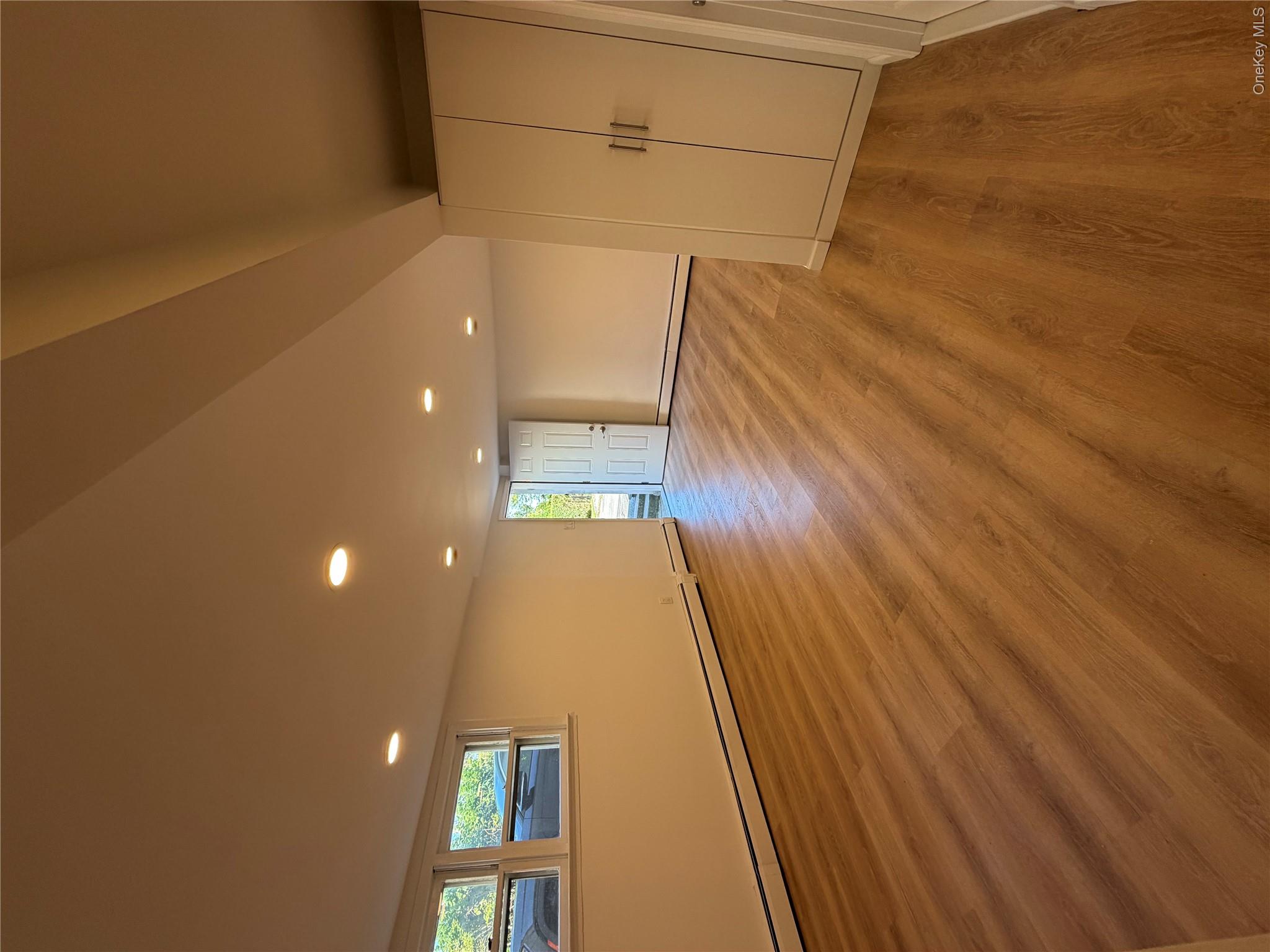 23 Mansion Avenue, Unit 1 photo 2