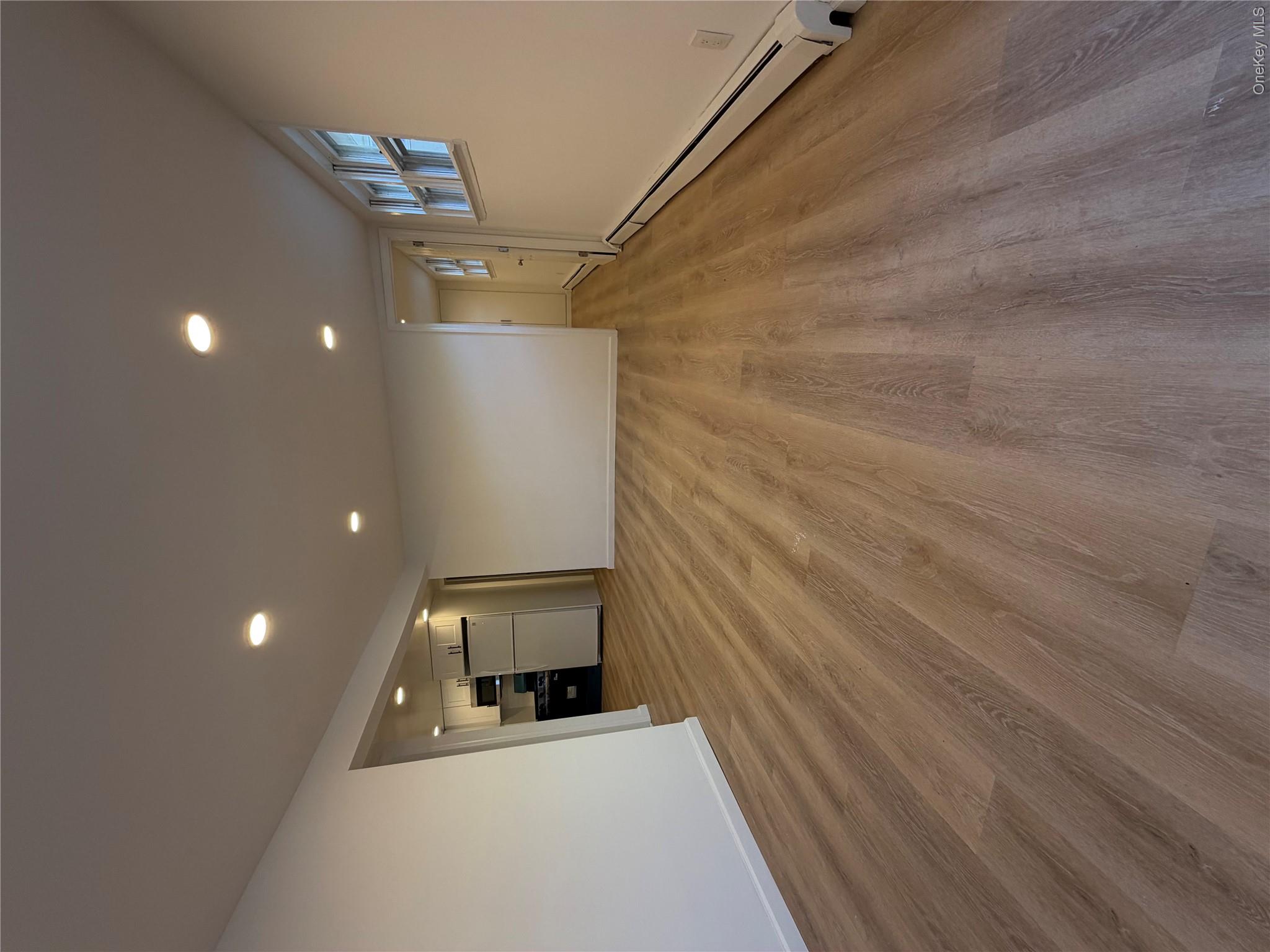 23 Mansion Avenue, Unit 1 photo 16
